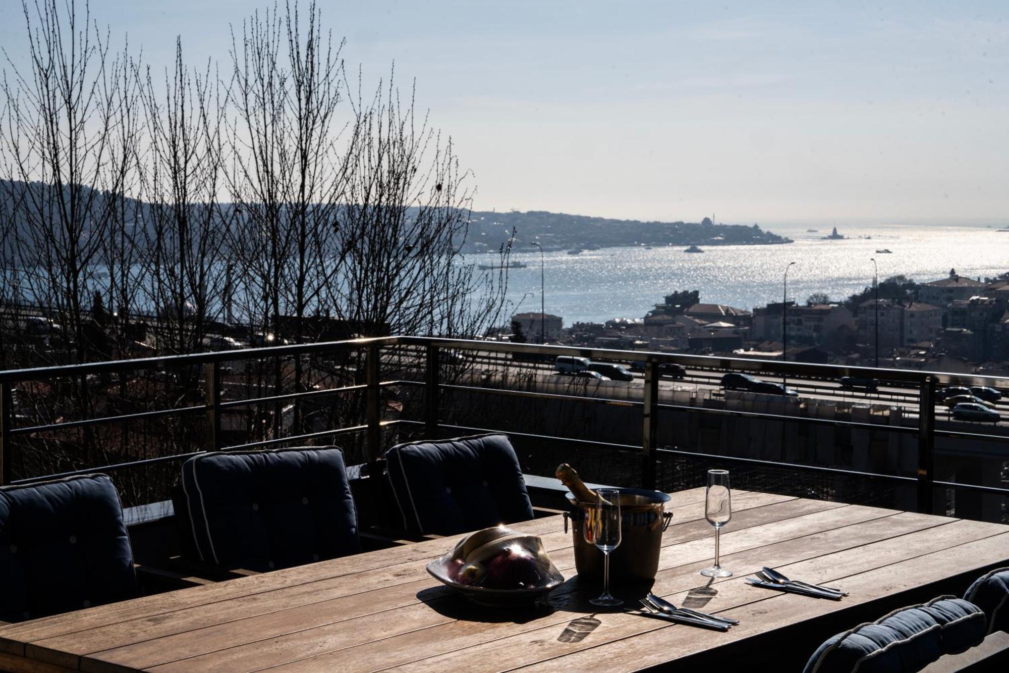 Hotel Mona Bosphorus Estambul Exterior foto